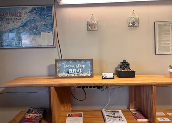 Anchor Bay Inn hotel thumbnail 4
