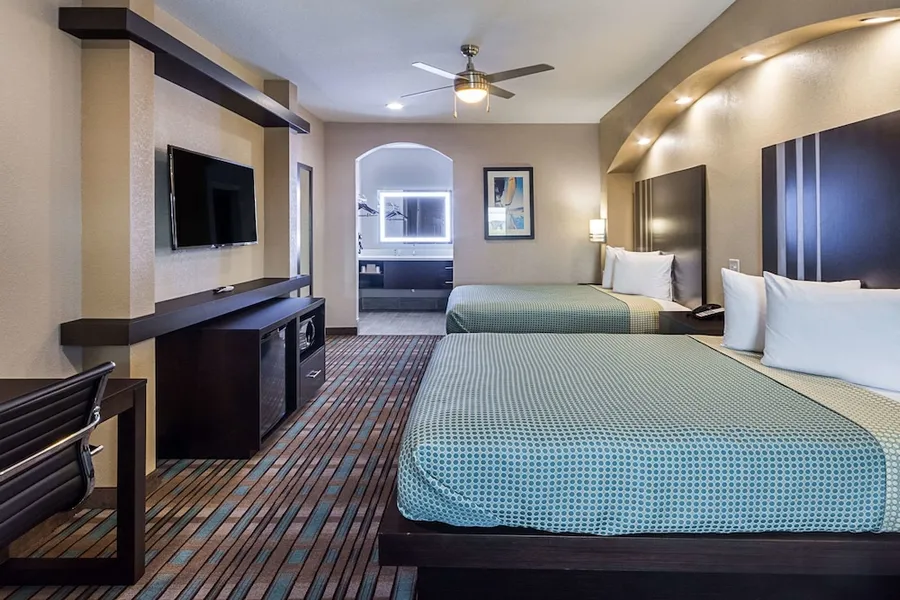 Econo Lodge Inn & Suites Houston NW - CY - Fair hotel detail image 6