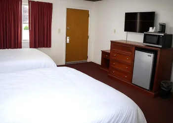 Ventura Motel hotel thumbnail 3