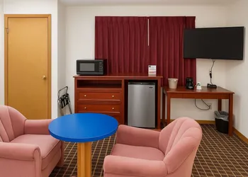 Ventura Motel hotel thumbnail 5