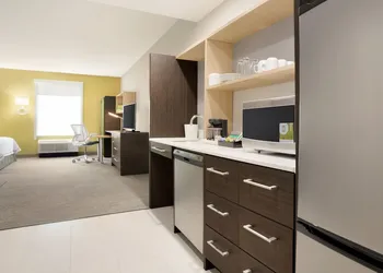 Home2 Suites by Hilton Houston Webster hotel thumbnail 8