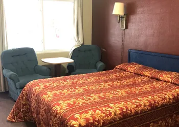 Laurel Park Inn hotel thumbnail 5
