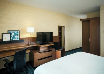 Fairfield Inn & Suites by Marriott Tacoma DuPont hotel thumbnail 8