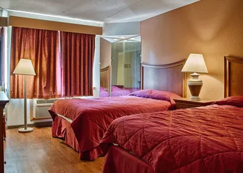 La Mirage Motor Inn hotel thumbnail 3