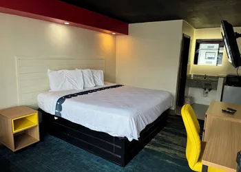 Ocean View Inn hotel thumbnail 4