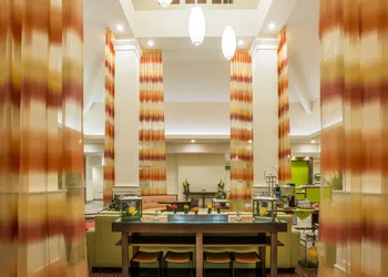 Hilton Garden Inn Olympia hotel thumbnail 2