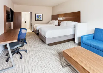Holiday Inn Express & Suites Cartersville by IHG hotel thumbnail 2