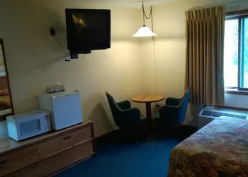 The Travelers Inn hotel thumbnail 5