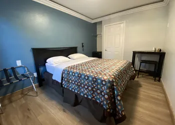 Sands Inn hotel thumbnail 4