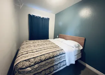 Sands Inn hotel thumbnail 7