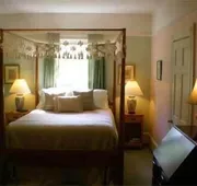 Oak Manor Inn hotel detail image 3