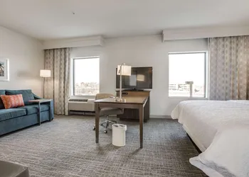 Hampton Inn & Suites North Dallas Central Expy hotel thumbnail 7