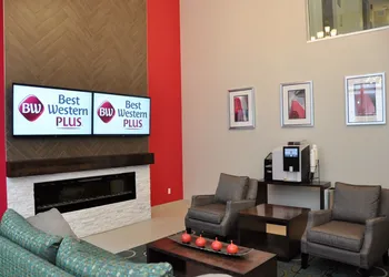 Best Western Plus Hotel Montreal hotel thumbnail 2