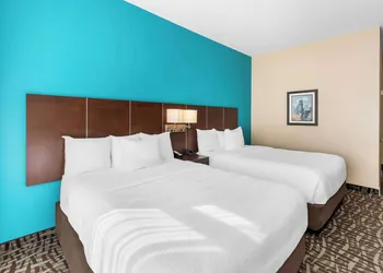 Best Western Plus Hotel Montreal hotel thumbnail 7