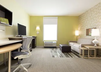 Home2 Suites by Hilton Cleveland Independence hotel thumbnail 7