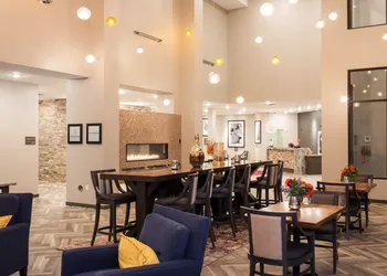 Hampton Inn & Suites Minneapolis University Area hotel thumbnail 5