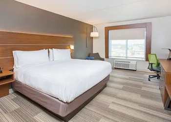 Holiday Inn Express & Suites Covington by IHG hotel thumbnail 7