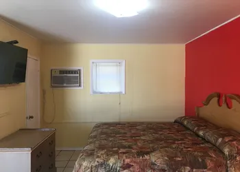 Shelton Motel hotel thumbnail 4