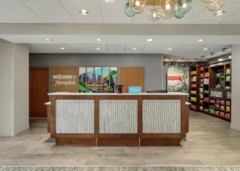 Hampton Inn & Suites Tampa Busch Gardens Area hotel thumbnail 3