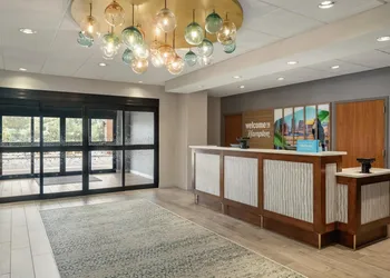 Hampton Inn & Suites Tampa Busch Gardens Area hotel thumbnail 4