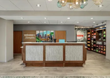 Hampton Inn & Suites Tampa Busch Gardens Area hotel thumbnail 3