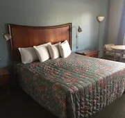 Sunset Inn hotel detail image 3