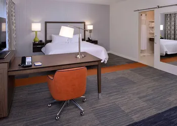 Hampton Inn & Suites Albany-East Greenbush hotel thumbnail 6