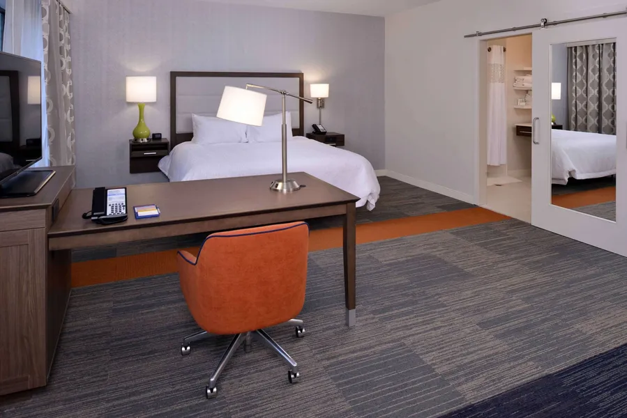 Hampton Inn & Suites Albany-East Greenbush hotel detail image 6
