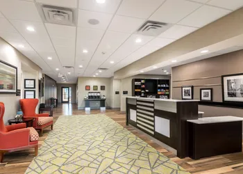 Hampton Inn Oklahoma City Northeast hotel thumbnail 2