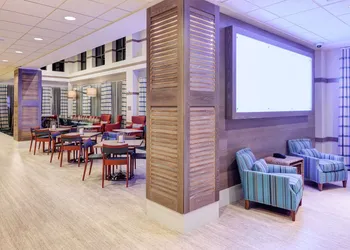 Hampton Inn & Suites Carolina Beach Oceanfront hotel thumbnail 2