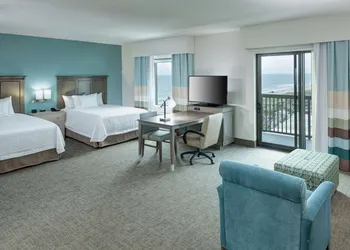 Hampton Inn & Suites Carolina Beach Oceanfront hotel thumbnail 8