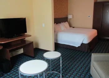 Fairfield Inn & Suites Fremont hotel thumbnail 5