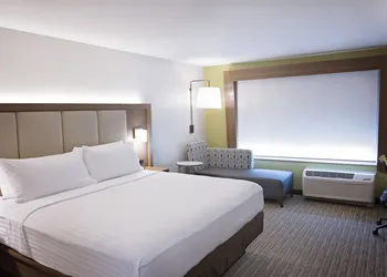 Holiday Inn Express & Suites Greenwood Mall by IHG hotel thumbnail 5