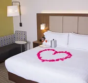 Holiday Inn Express & Suites Greenwood Mall by IHG hotel detail image 7
