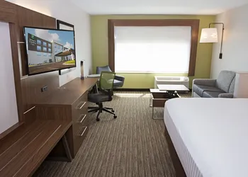 Holiday Inn Express & Suites Greenwood Mall by IHG hotel thumbnail 8