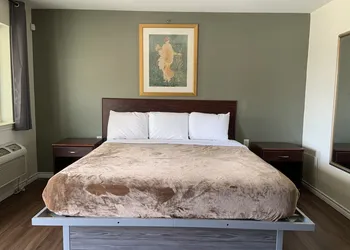 Paris Extended Stay Suites hotel thumbnail 2