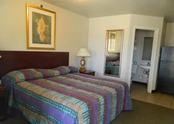 Paris Extended Stay Suites hotel thumbnail 6