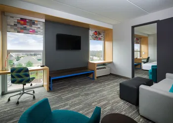 Aloft by Marriott Louisville East hotel thumbnail 7