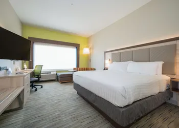 Holiday Inn Express & Suites Southaven Central - Memphis by IHG hotel thumbnail 6