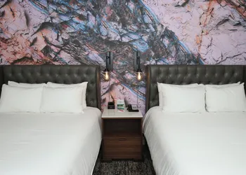 Hotel Indigo Naperville Riverwalk by IHG hotel thumbnail 4
