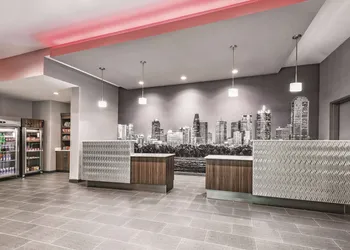 La Quinta Inn & Suites by Wyndham Dallas Grand Prairie North hotel thumbnail 5