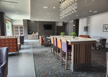 La Quinta Inn & Suites by Wyndham Dallas Grand Prairie North hotel thumbnail 6