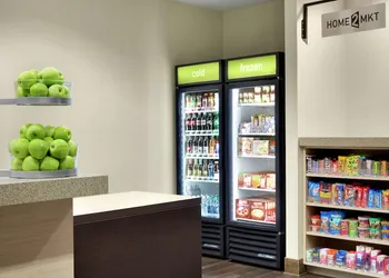 Home2 Suites by Hilton Middletown hotel thumbnail 2