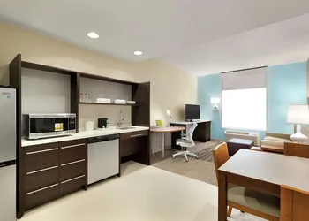 Home2 Suites by Hilton Middletown hotel thumbnail 7