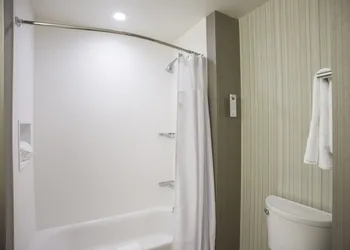 Courtyard by Marriott Albany Clifton Park hotel thumbnail 6