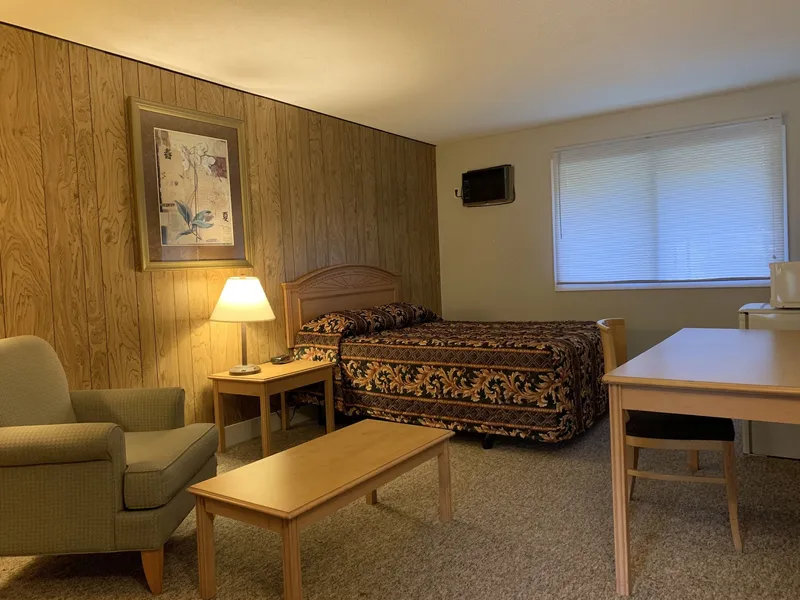 Greenview Motel and RV Park hotel detail image 2