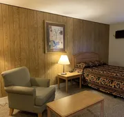 Greenview Motel and RV Park hotel detail image 3