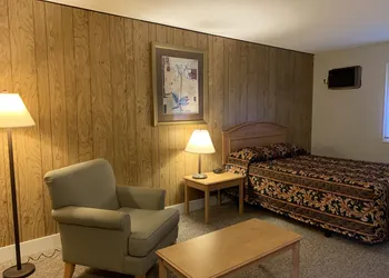 Greenview Motel and RV Park hotel thumbnail 3