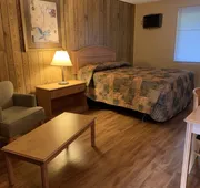 Greenview Motel and RV Park hotel detail image 5