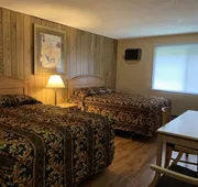 Greenview Motel and RV Park hotel detail image 7